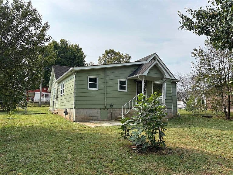 Listing photo 4