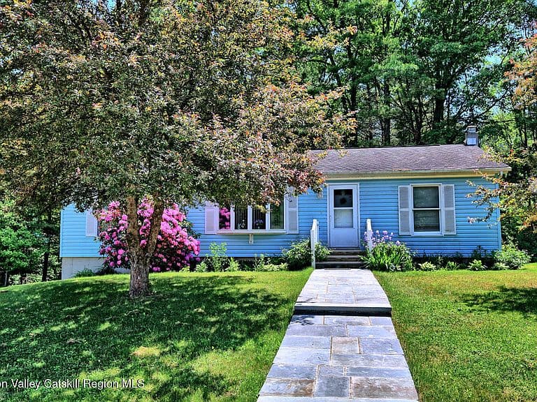 Listing photo