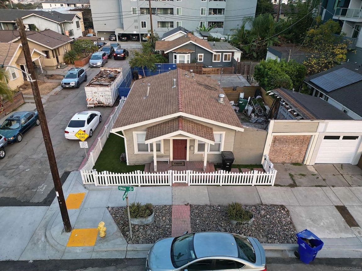 Primary listing photo