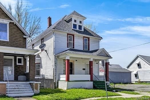 Listing photo 4