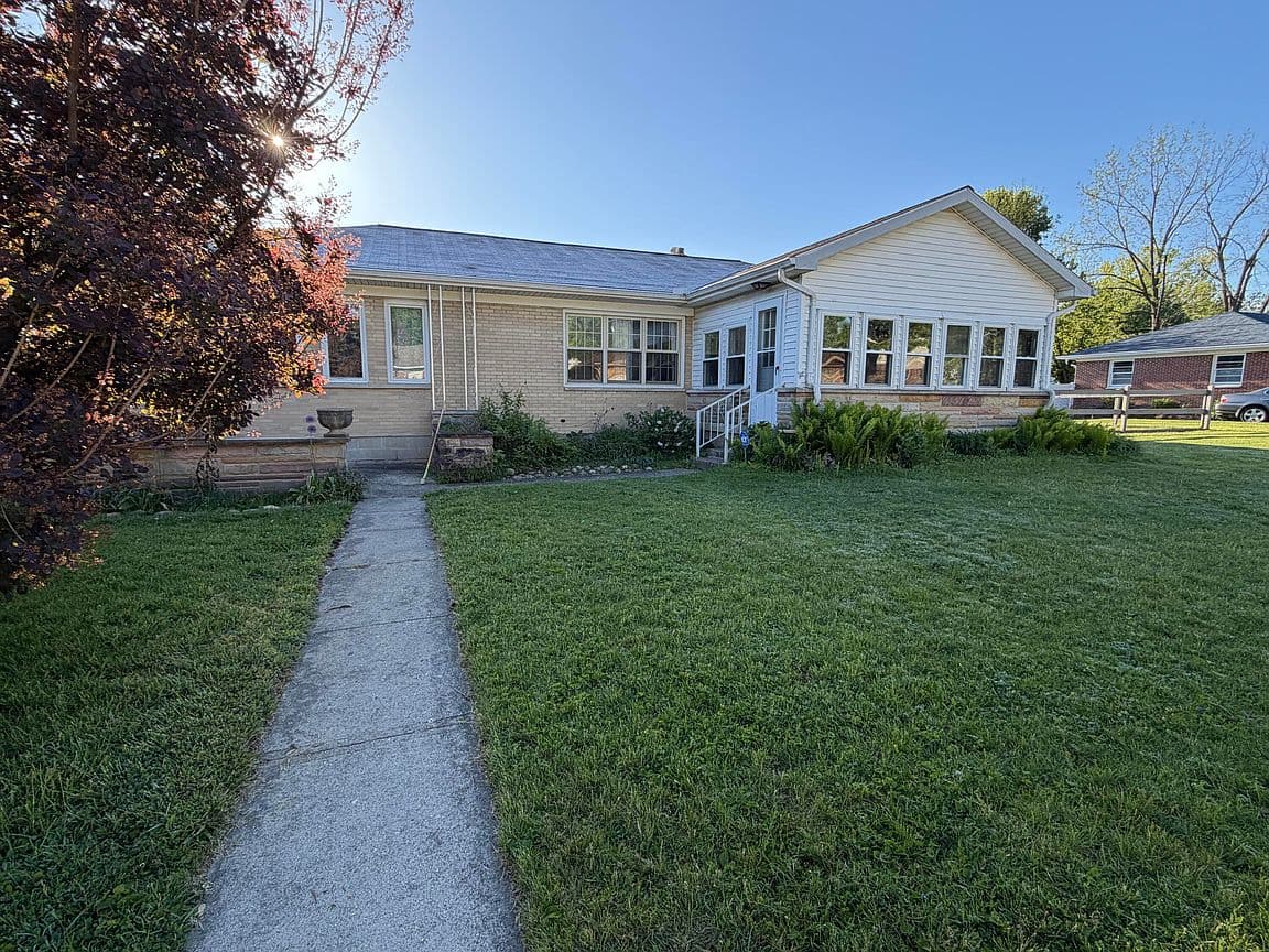 Primary listing photo