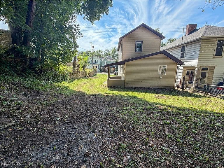 Listing photo 5