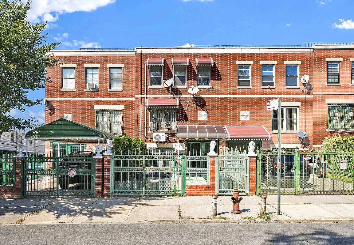 Primary listing photo
