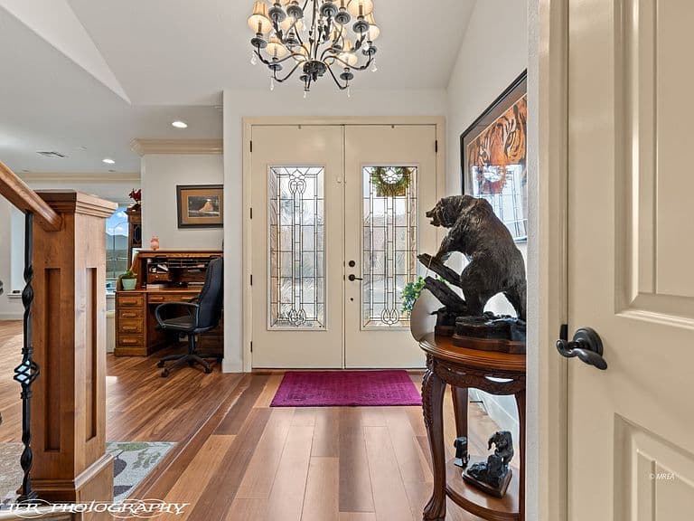 Listing photo 4