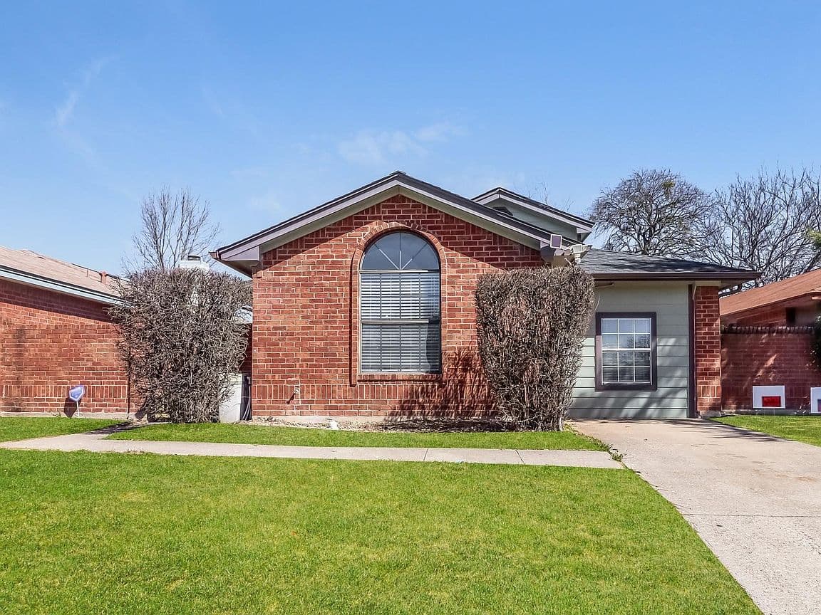 Primary listing photo