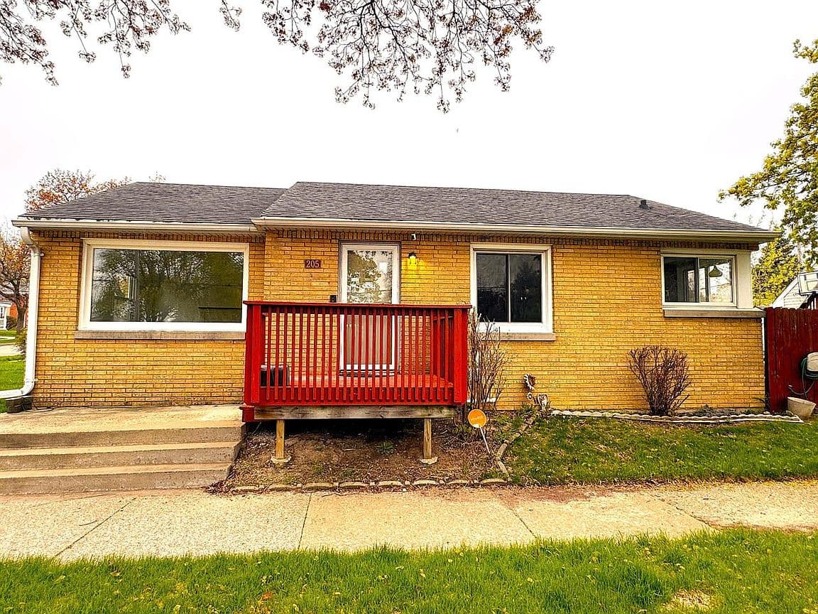 Primary listing photo