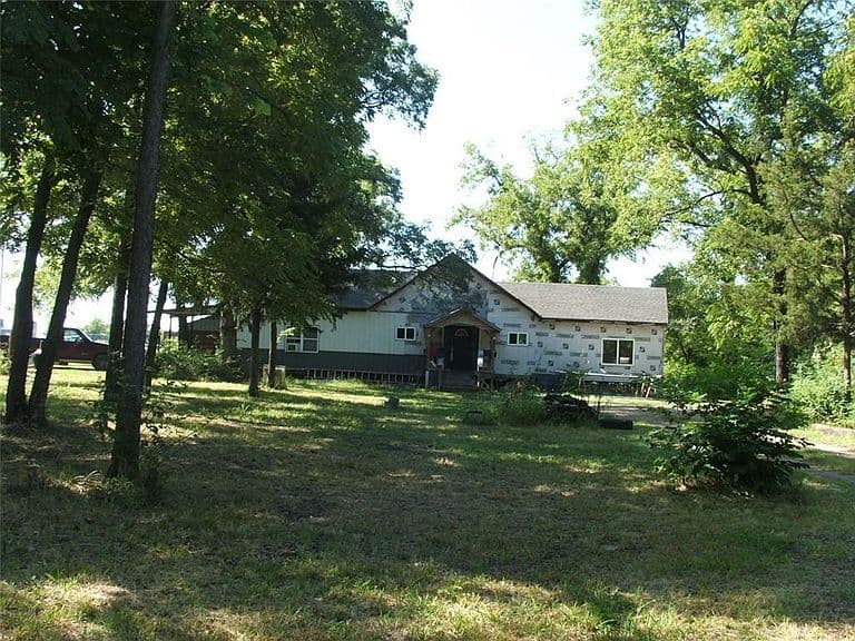 Listing photo