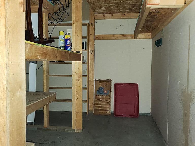 Listing photo 5