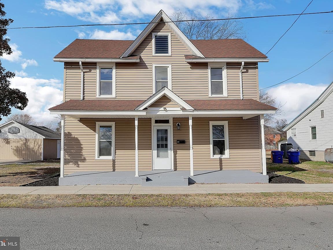 Primary listing photo