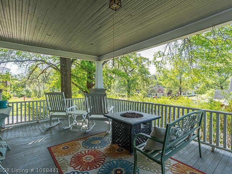 Listing photo 4