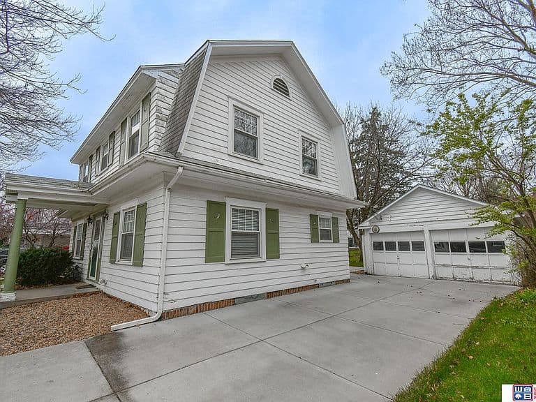 Listing photo 5