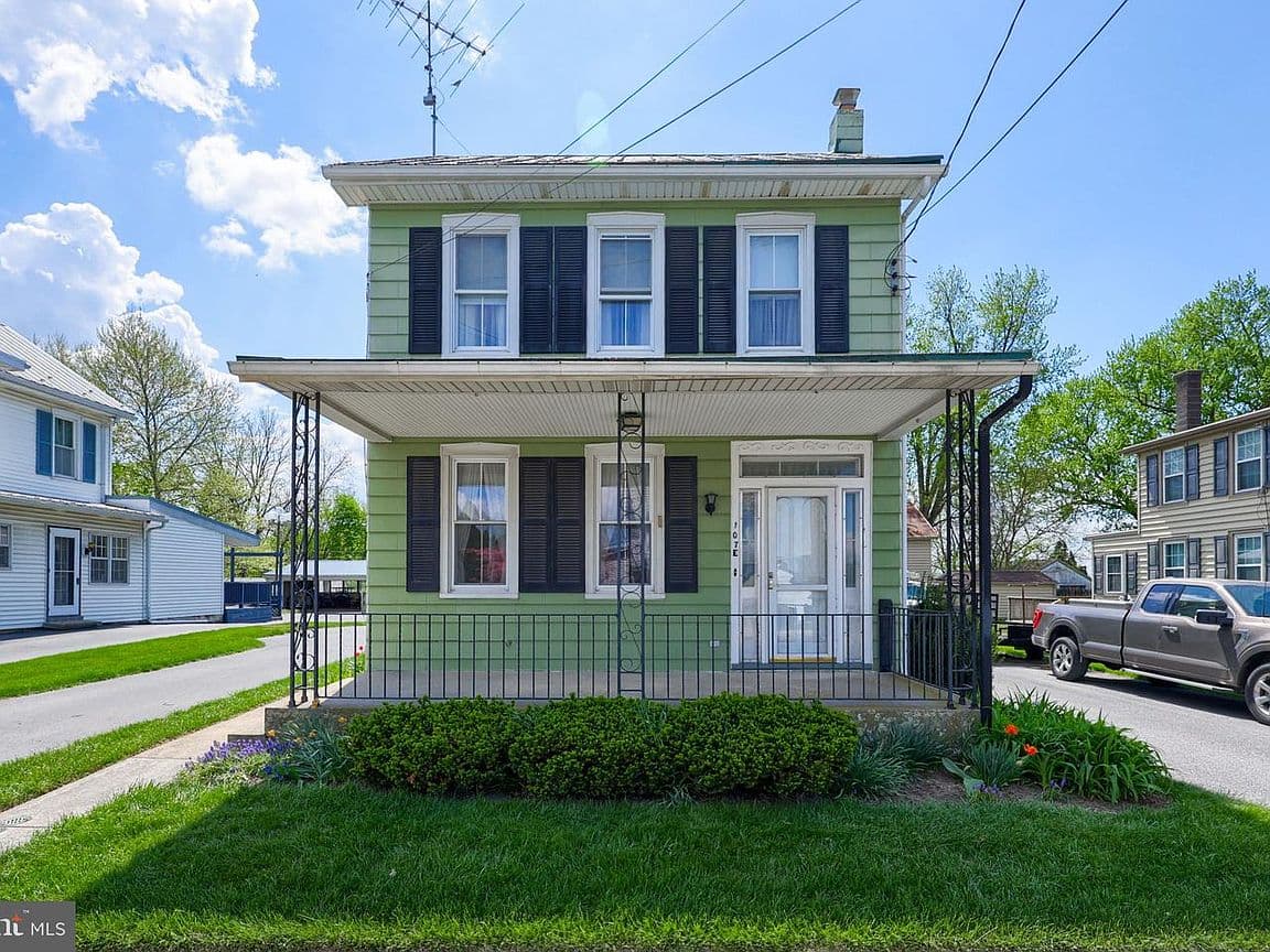 Primary listing photo