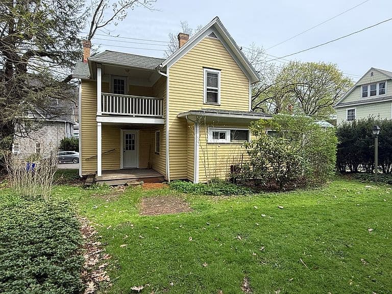 Listing photo 5