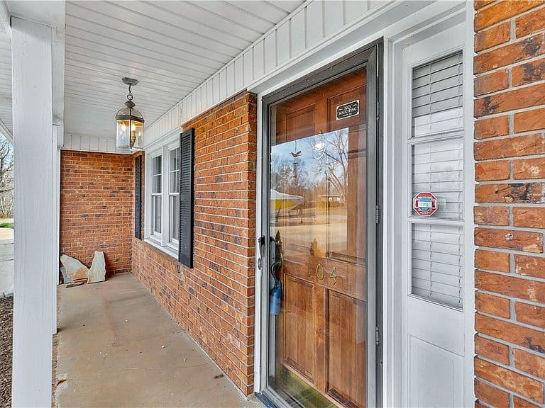 Listing photo 4