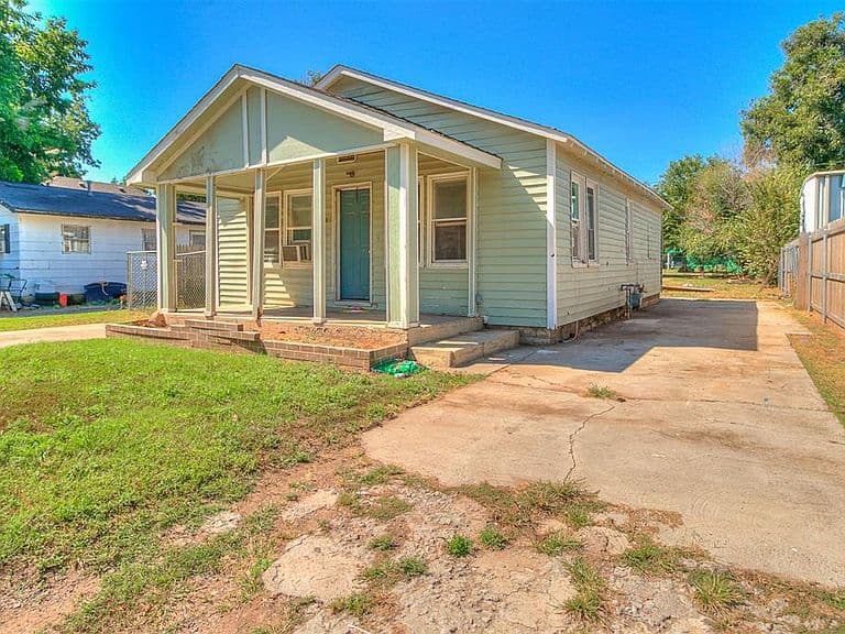 Listing photo 5