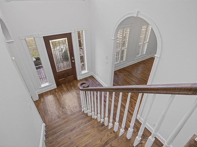 Listing photo 4