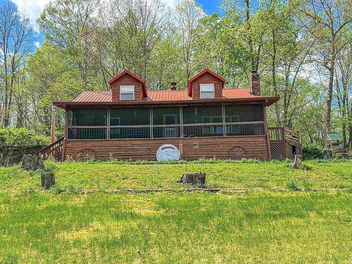 Primary listing photo