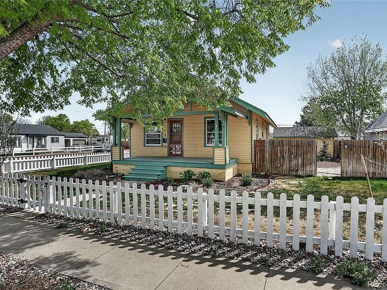 Listing photo 3