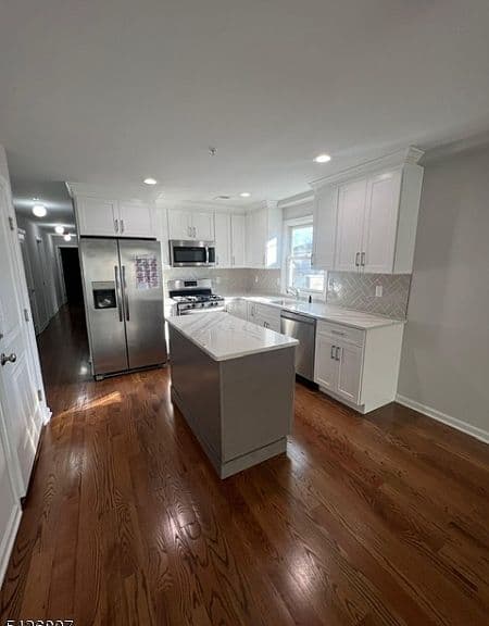 Listing photo 5