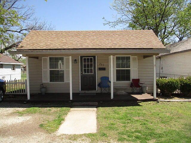 Listing photo