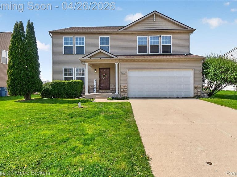 Listing photo 3