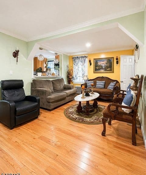 Listing photo 4
