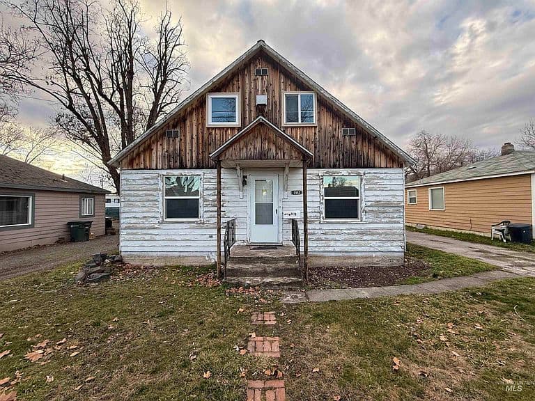 Listing photo 4