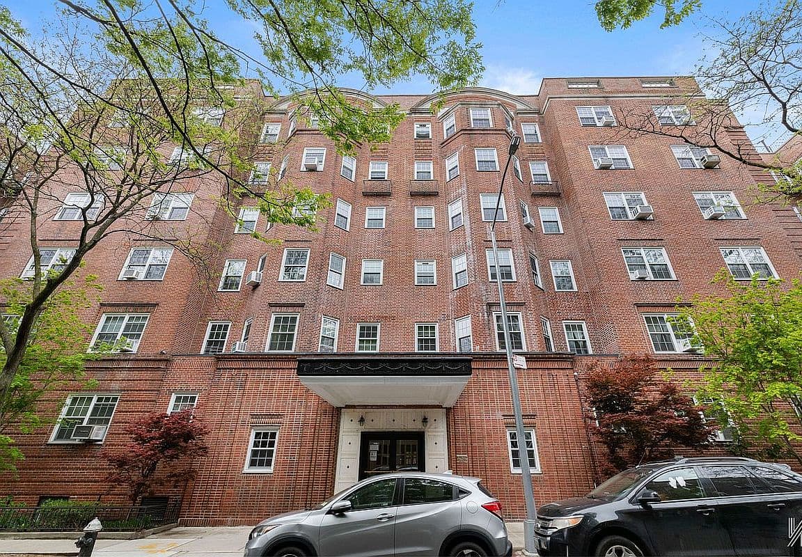 Primary listing photo
