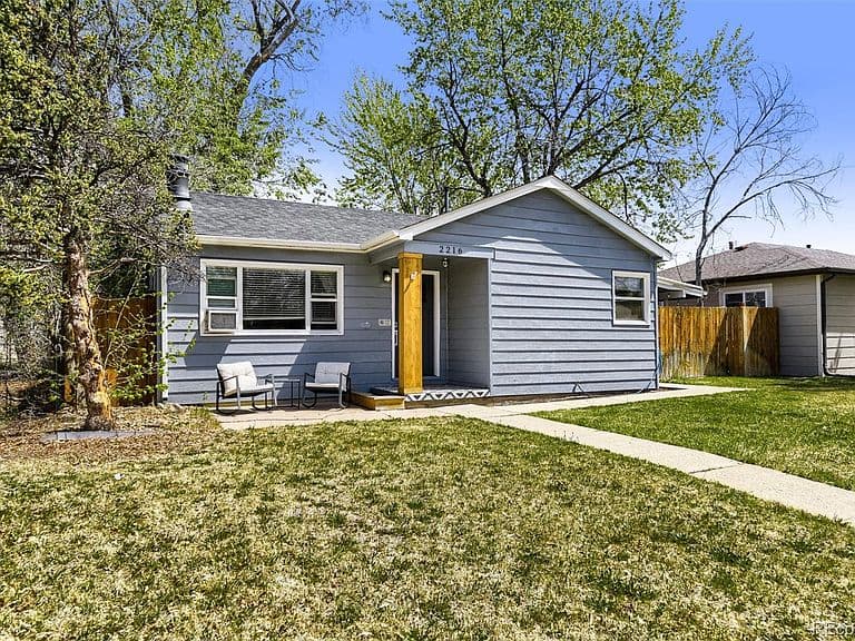 Listing photo 2