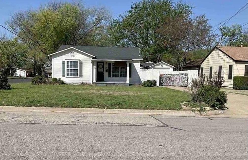 Primary listing photo