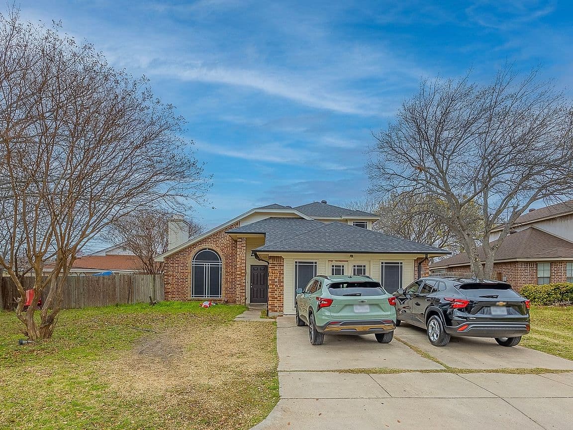 Primary listing photo