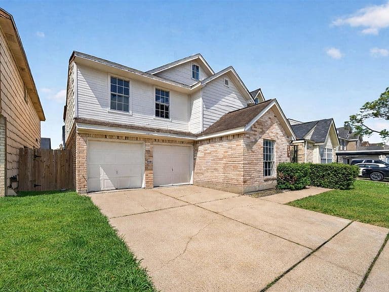 Listing photo 3