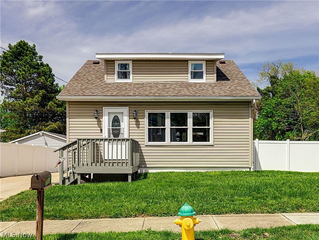 Primary listing photo