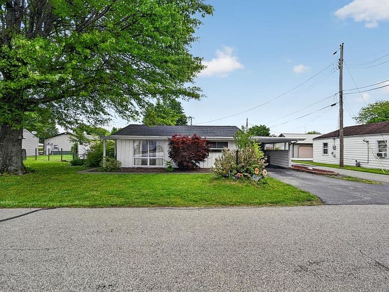 Listing photo