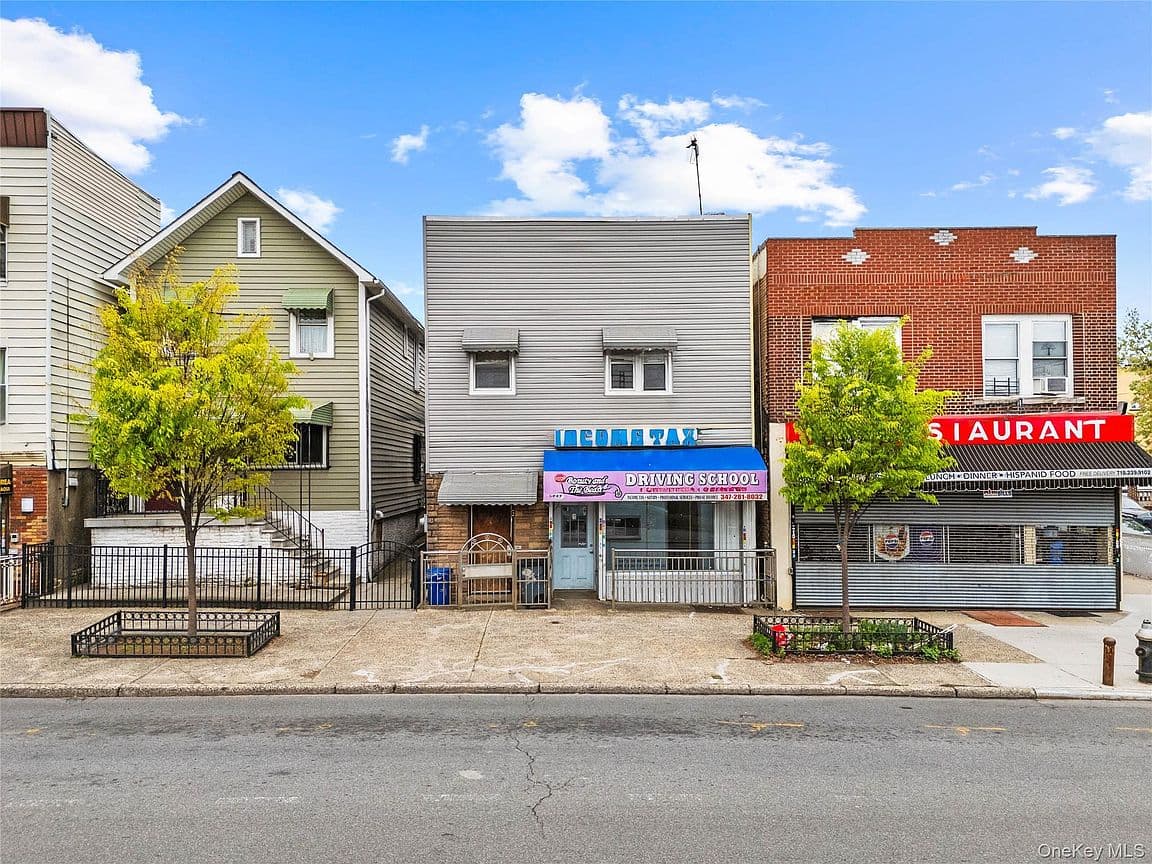 Primary listing photo