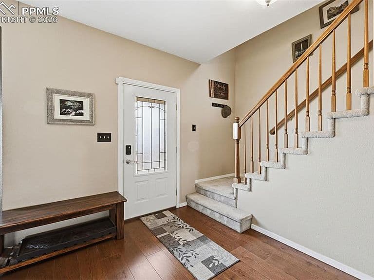 Listing photo 5