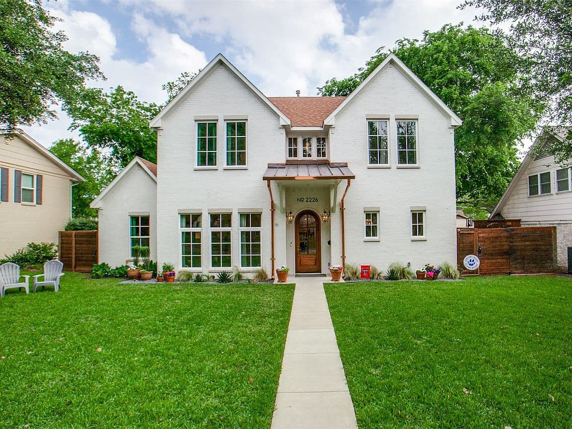 Primary listing photo