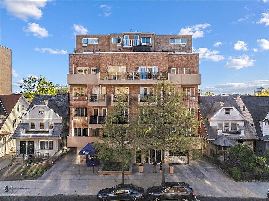 Primary listing photo