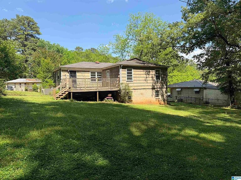 Listing photo 3