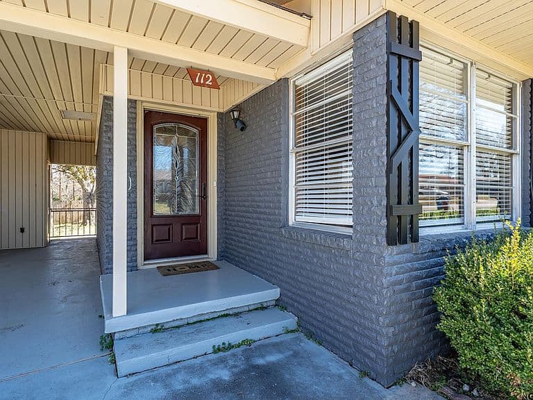 Listing photo 4