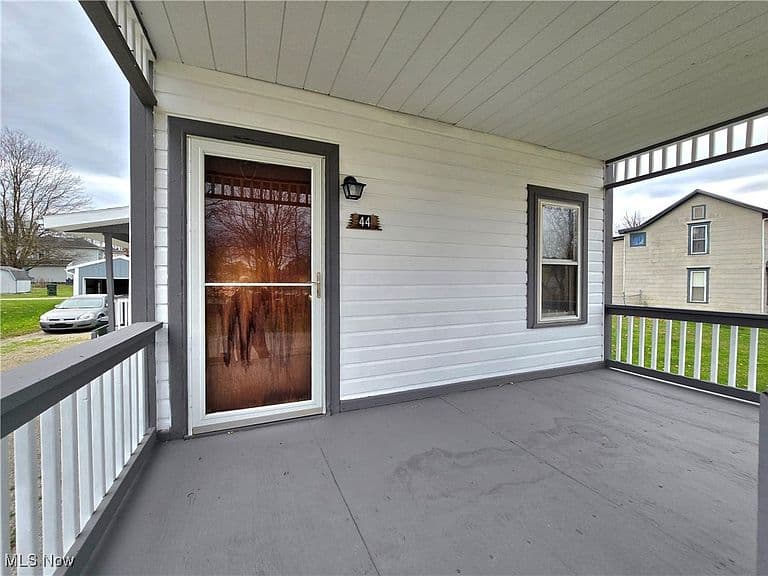 Listing photo 5