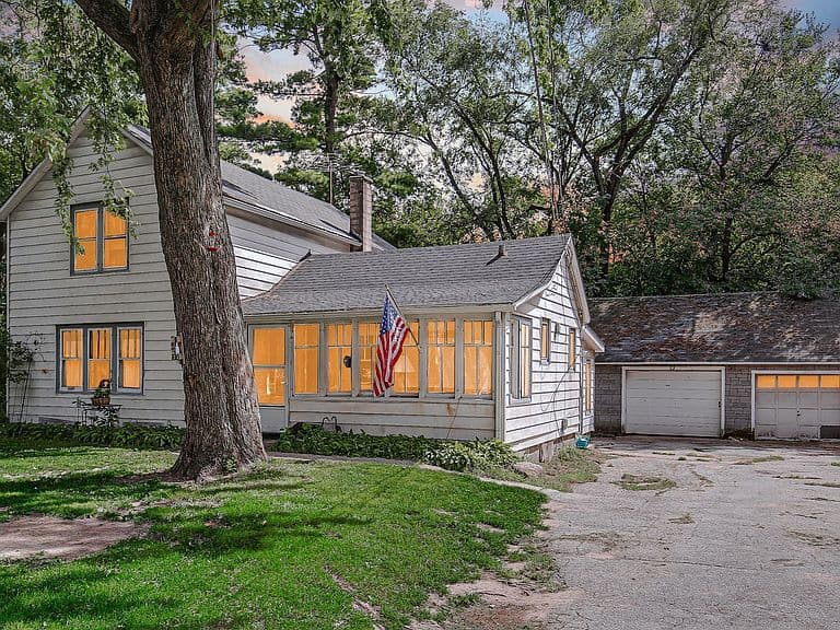 Listing photo