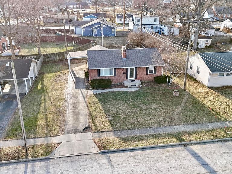 Listing photo 3