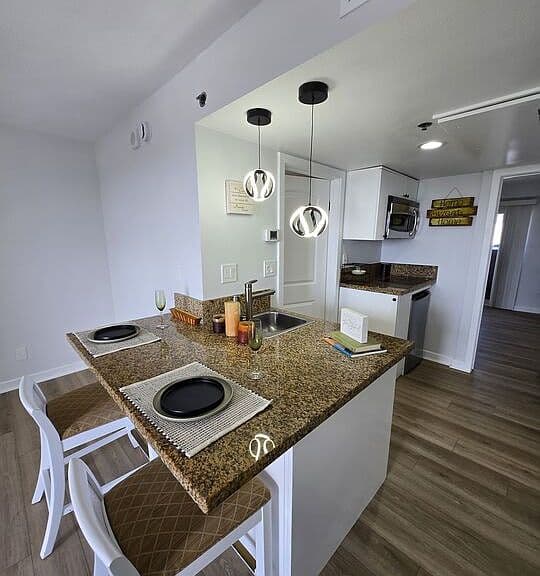 Listing photo