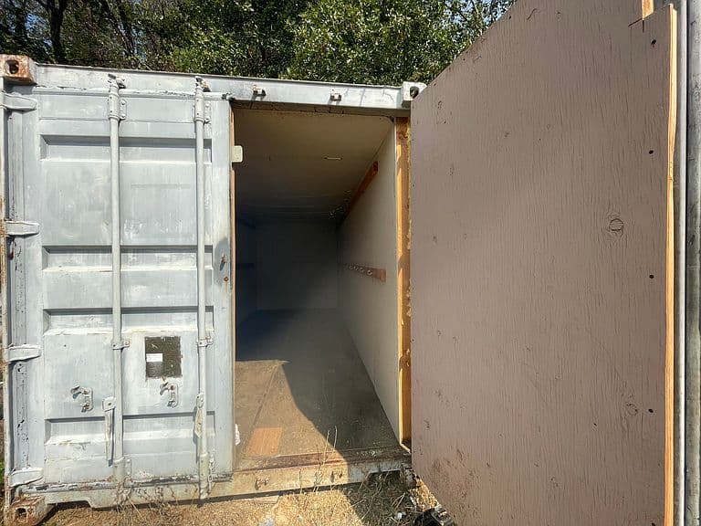 Listing photo 5