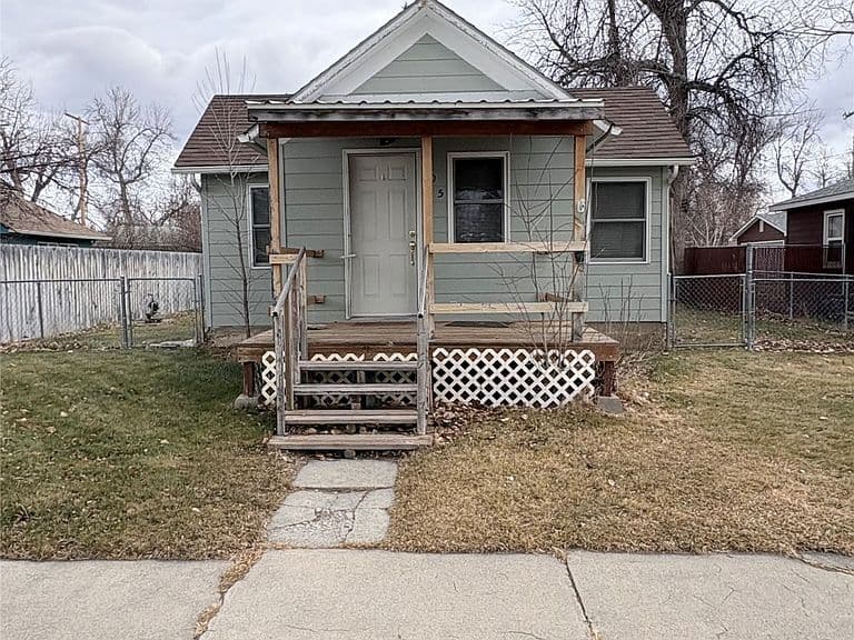 Listing photo 3