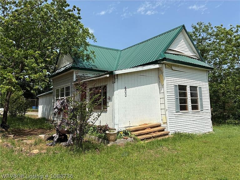 Listing photo 4