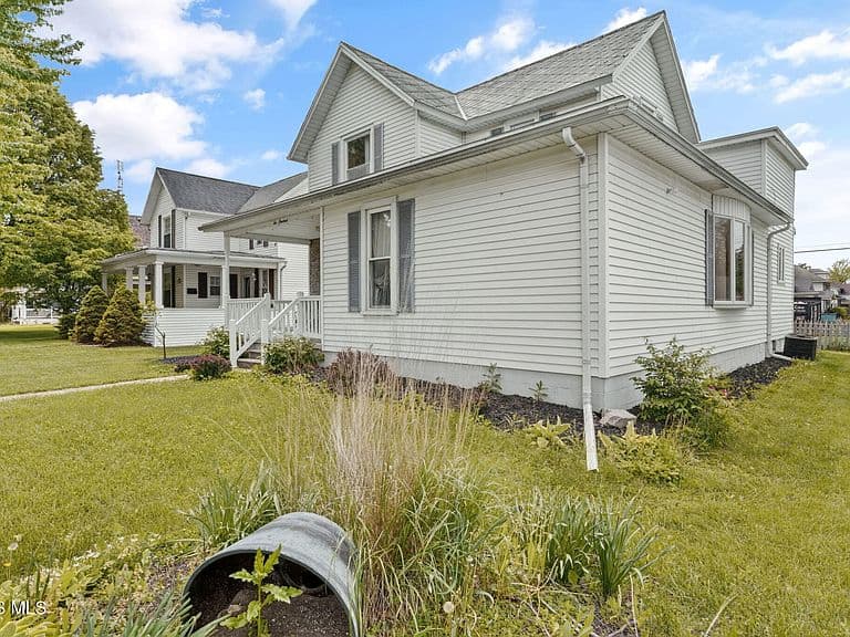 Listing photo 4