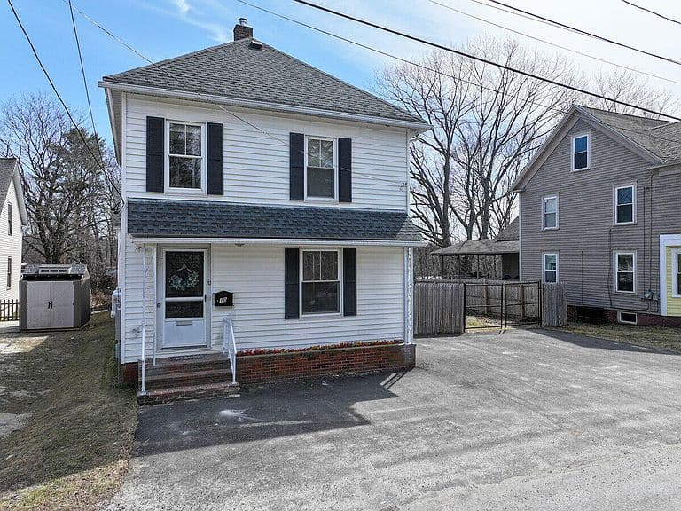 Listing photo 3