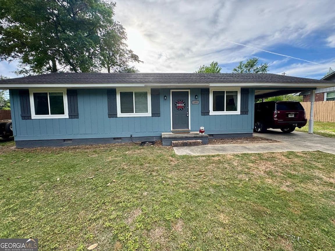 Primary listing photo